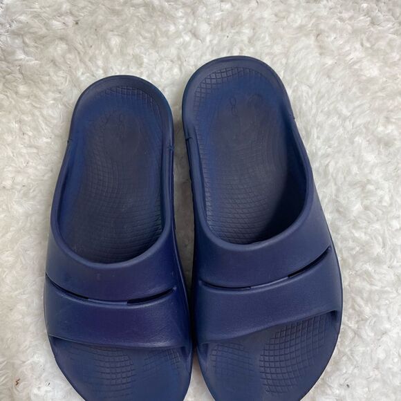 OOFOS  LLC Unisex Navy Blue slides Sandals light weight Arch support SZ … main image 4
